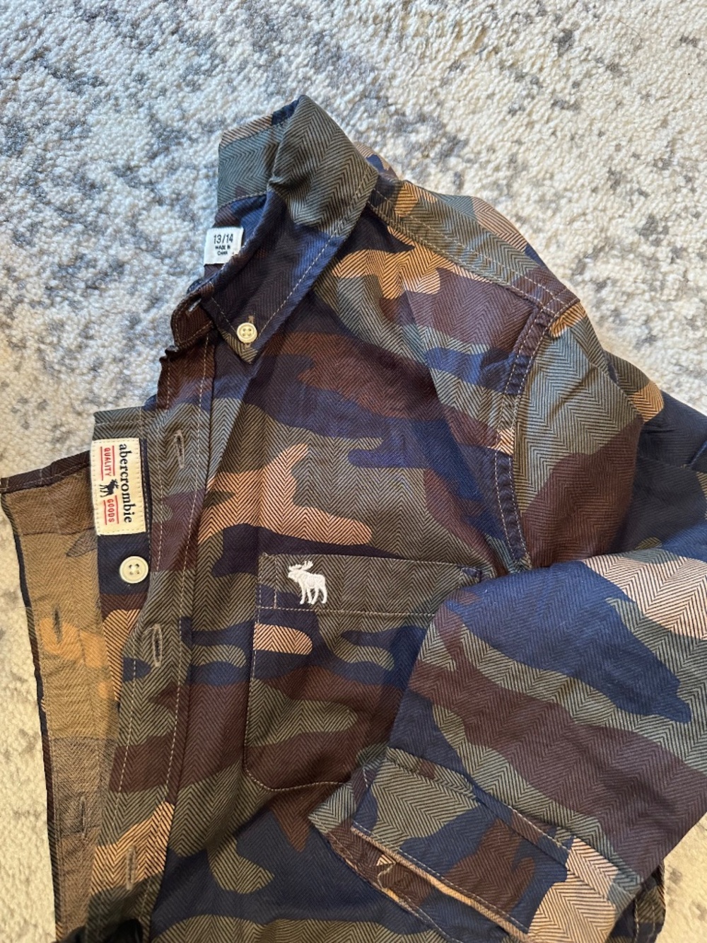 Boys 9PC Bundle 🔥 Abercrombie NWT Tees + New Camo Shirt + Graphic Tees (13/14) - Picture 15 of 15
